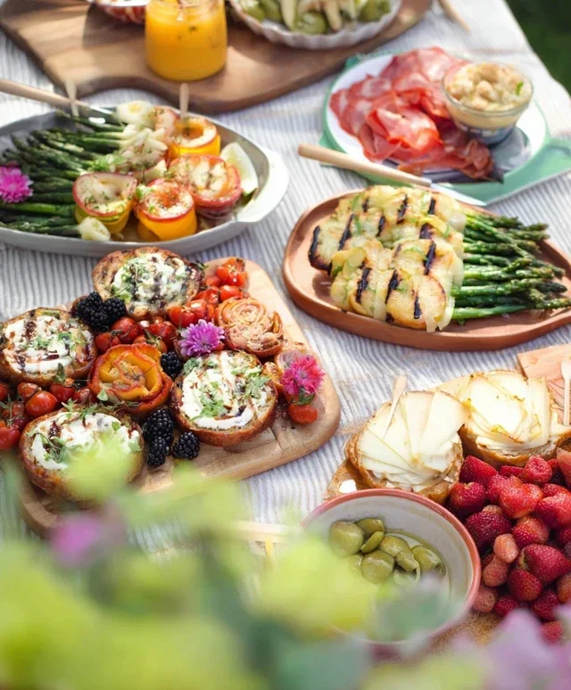 20+ Fabulous DIY Ideas To Host A Summer Garden Party
