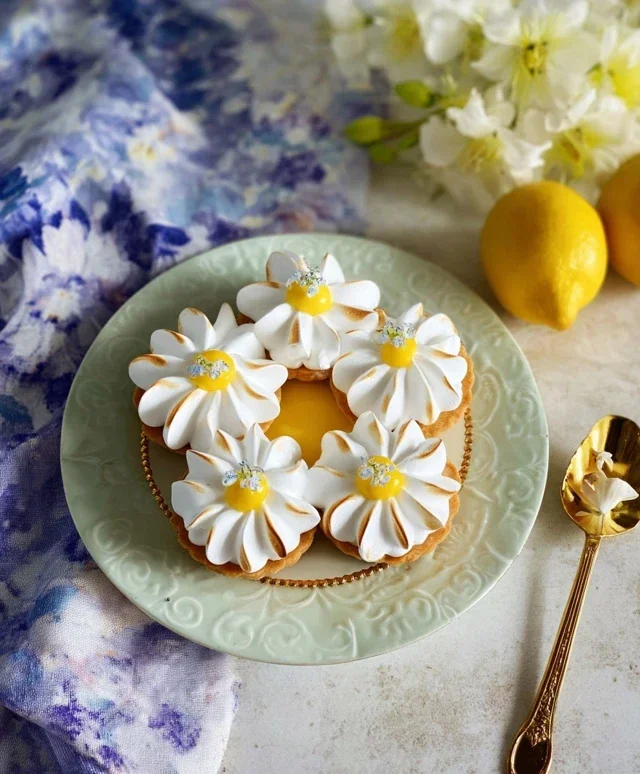 Daisy Lemon Meringue Pies