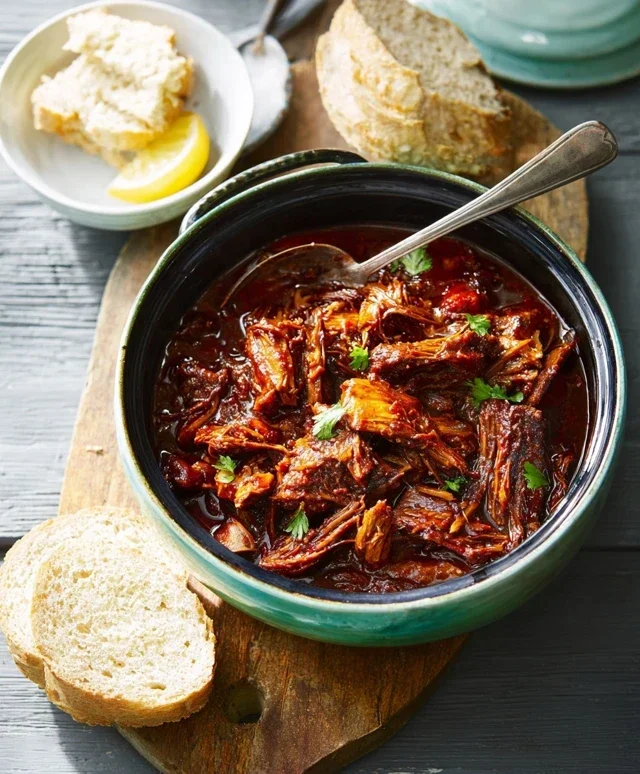 21 Delicious Summer Slow Cooker Recipes (to keep your kitchen cool!)